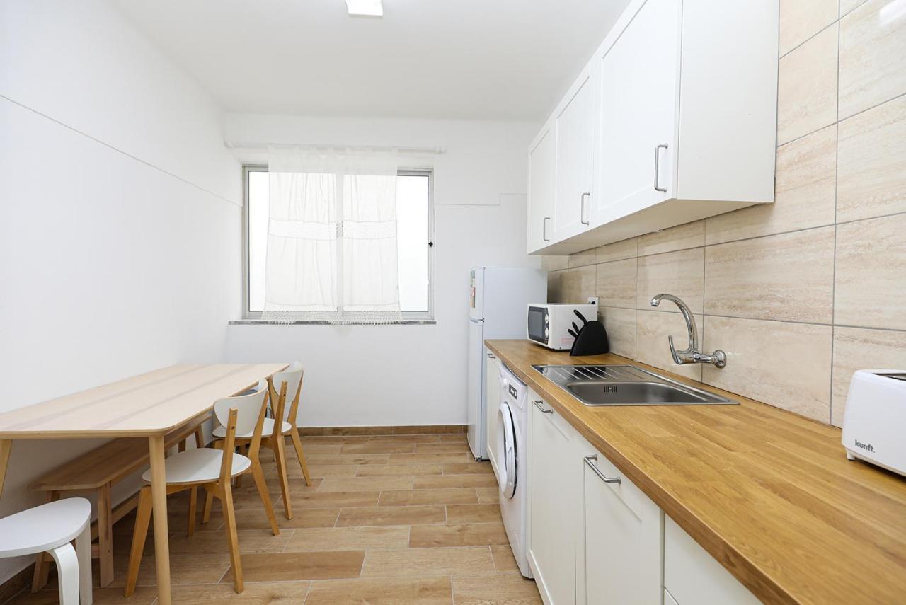 B69 - Village Of Luz Apartment Bagian luar foto