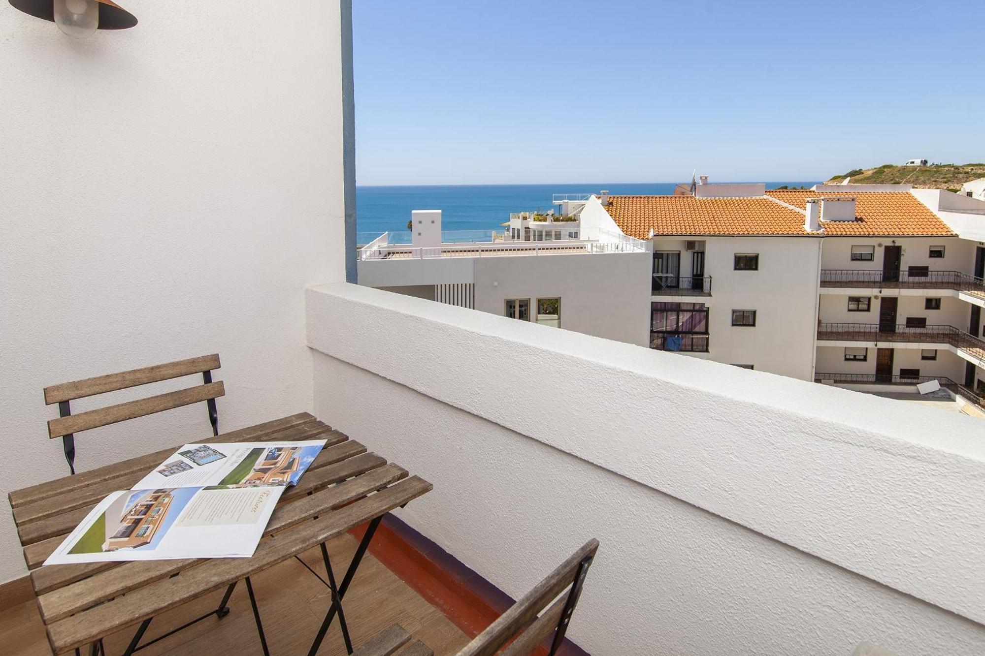 B69 - Village Of Luz Apartment Bagian luar foto